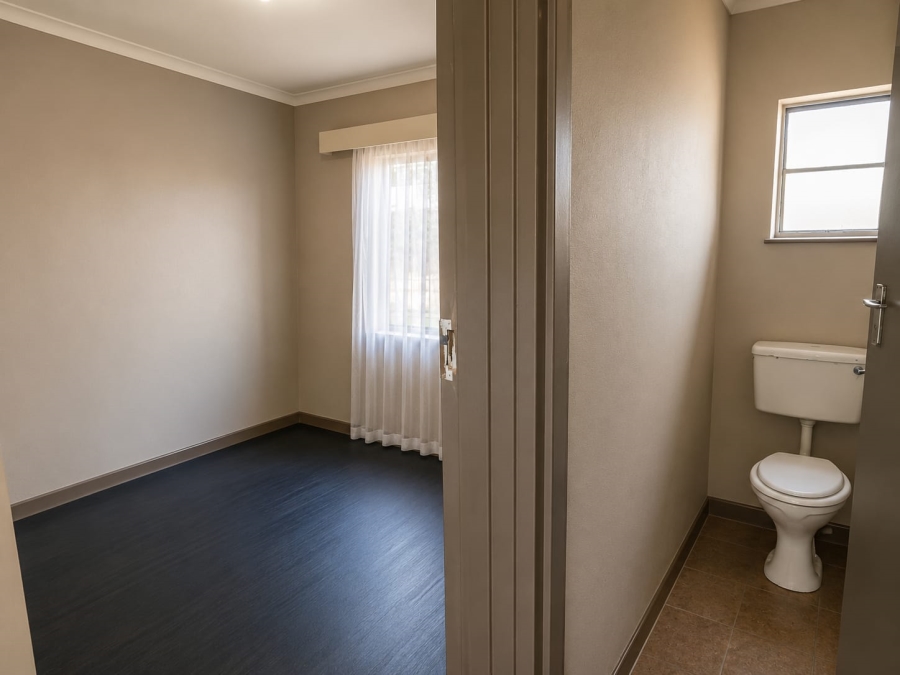 To Let 4 Bedroom Property for Rent in Fichardt Park Free State